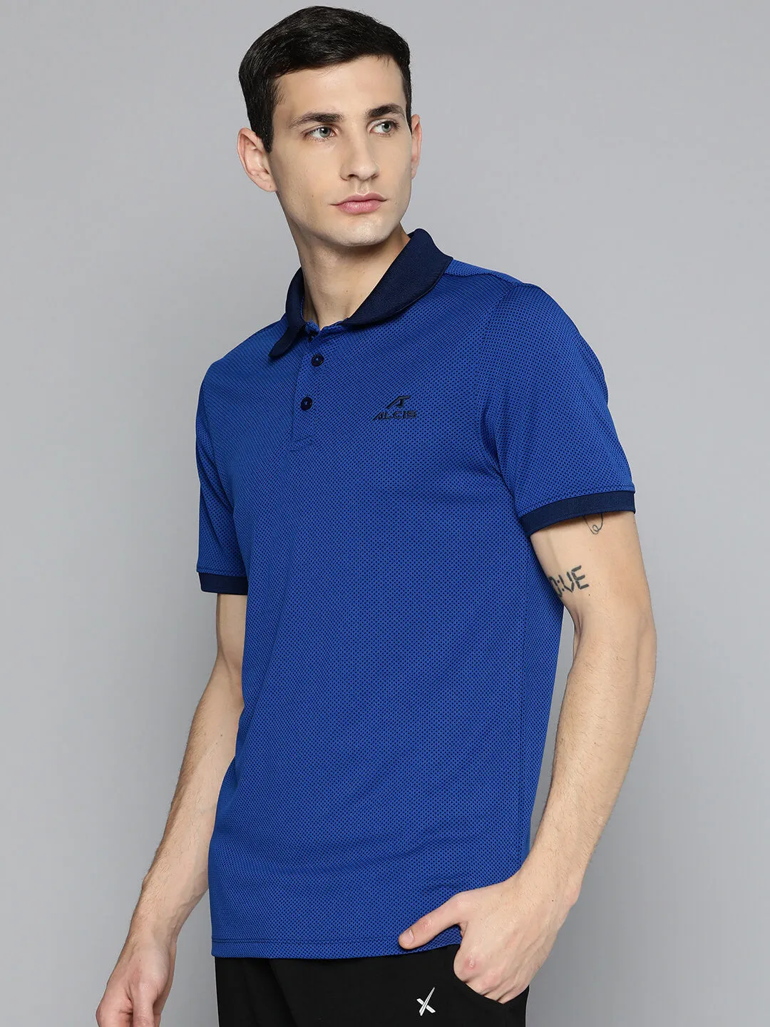 Alcis Men Blue Black Colourblocked Polo Collar Dry Tech Slim Fit Sports T-shirt