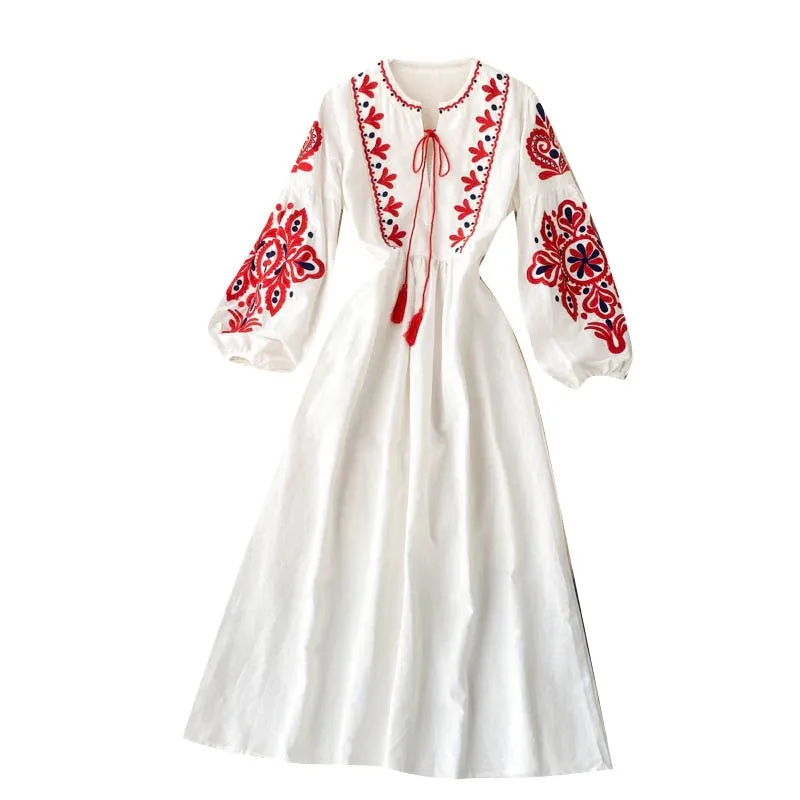 Bohemian Floral Embroidery with Lantern Sleeve Pleated Dresses