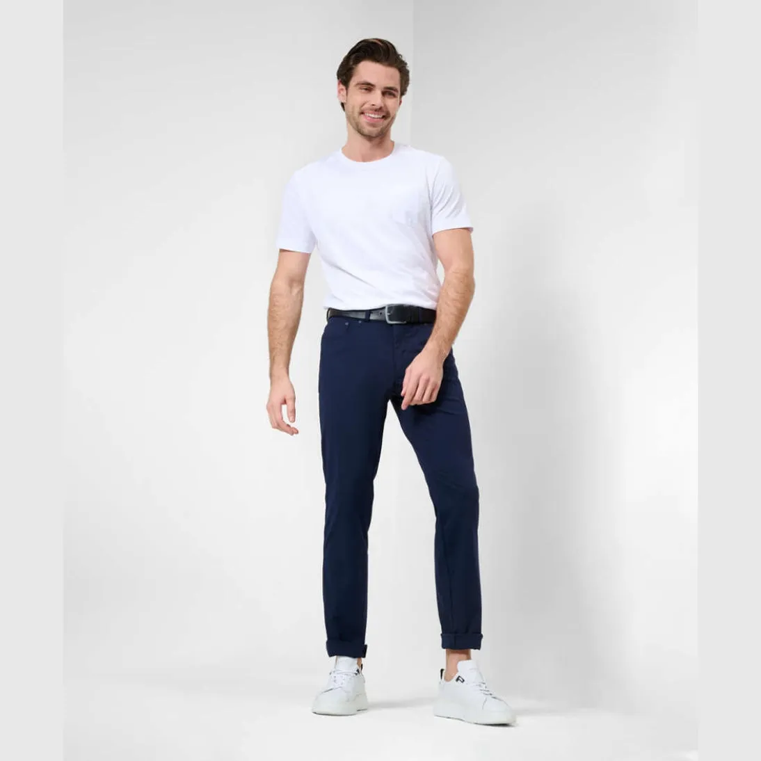 Brax Hi-FLEX Super Stretch Jersey Five-Pocket Jeans Chuck Fit 84-5658 Midnight Navy