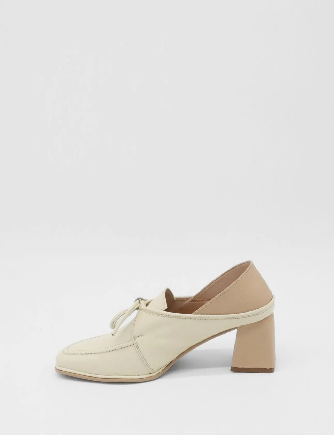 Focus heeled loafers in off white/tan leather womens shoes