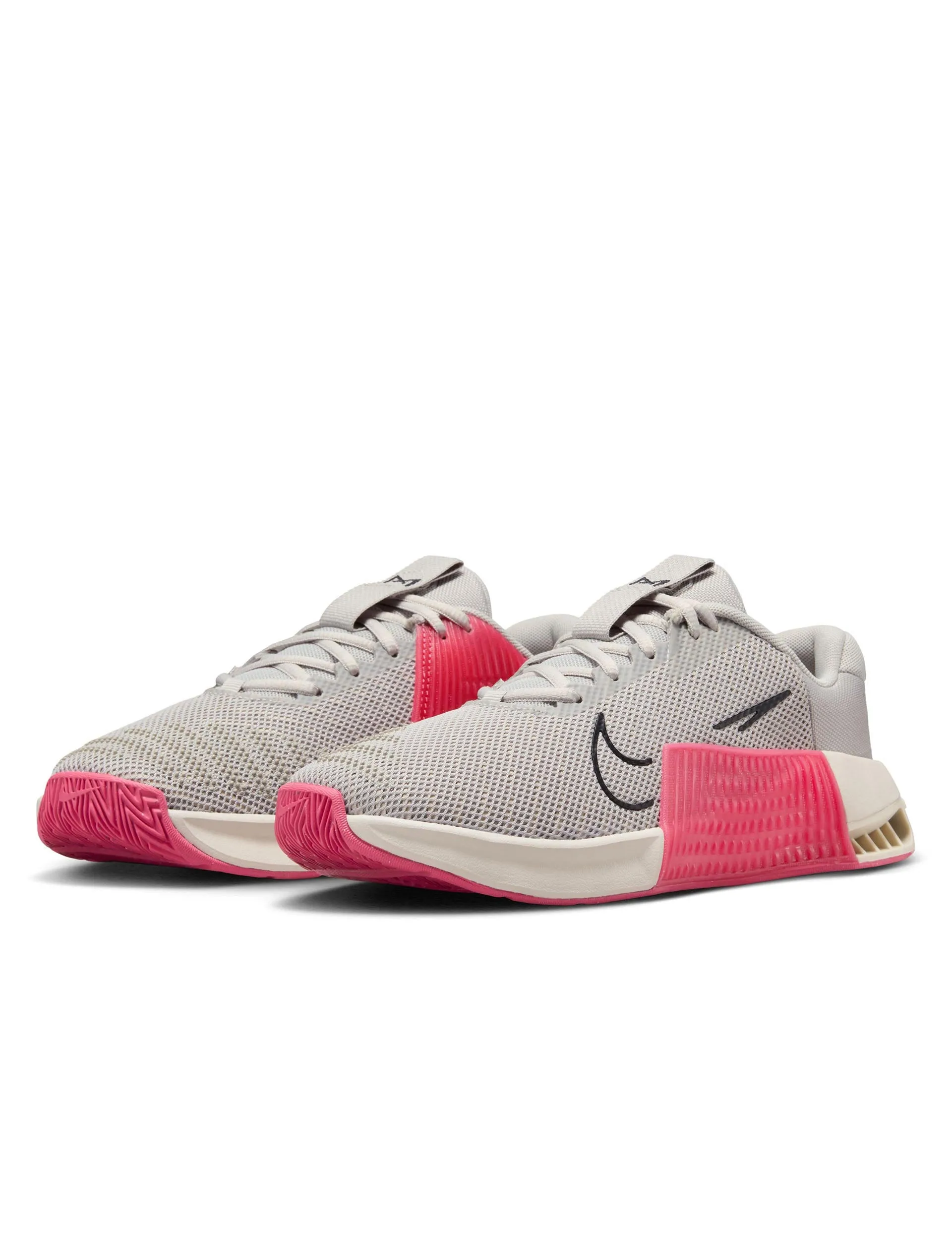 Metcon 9 Shoes - Light Iron Ore/Light Orewood Brown/Khaki/Aster Pink