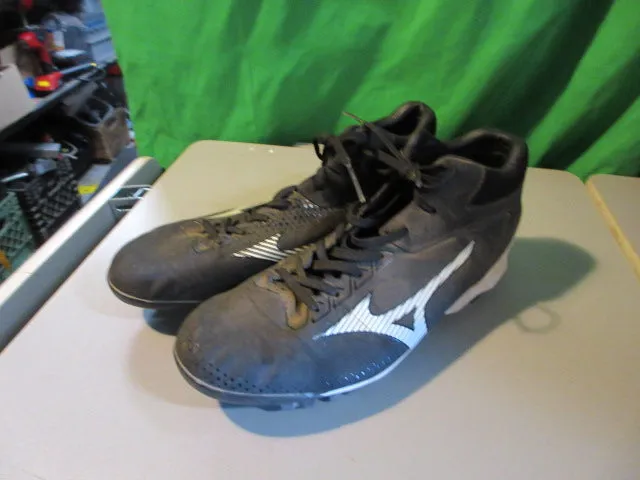 Used Mizuno Cleats Size 8.5