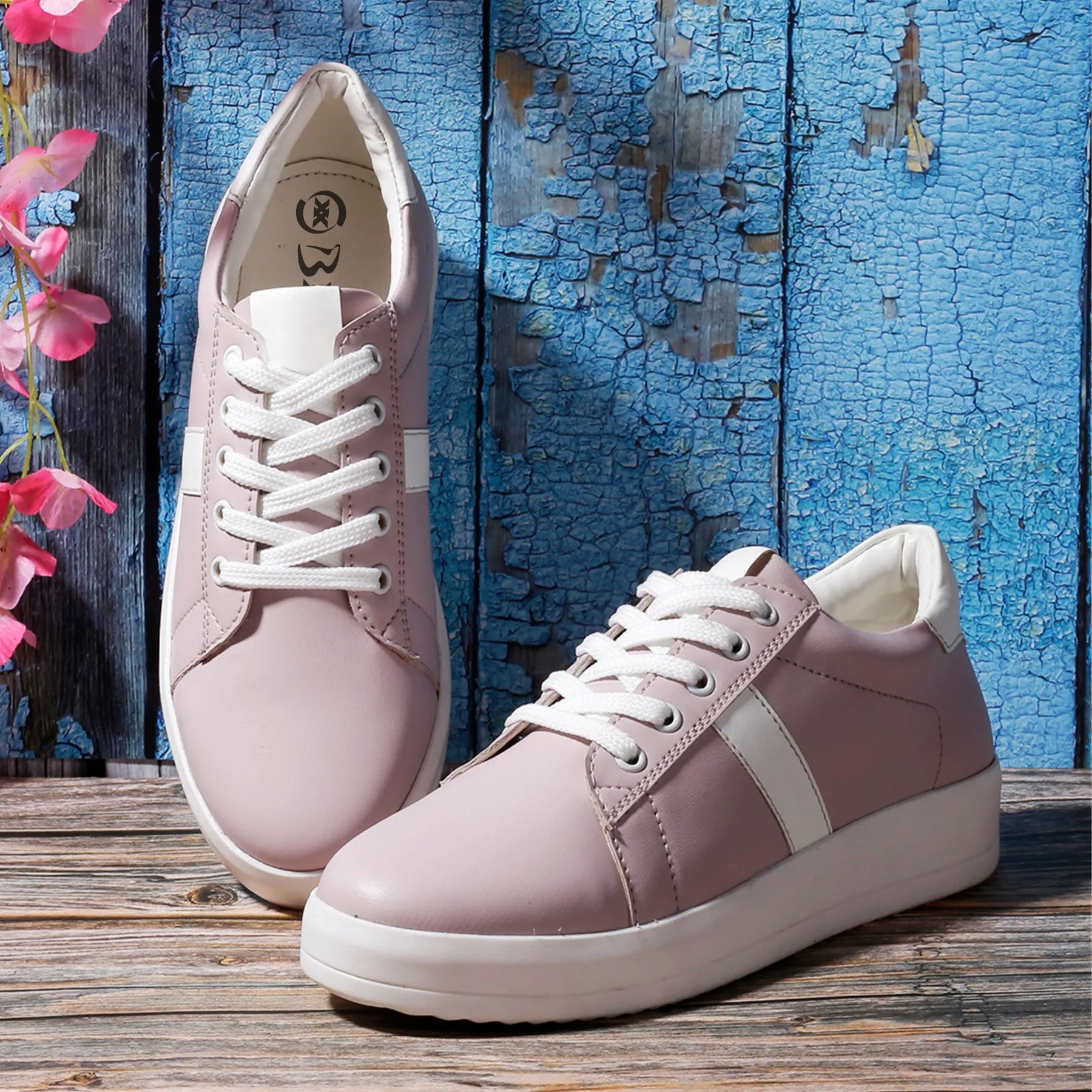 Women's Casual Stylish New Sneakers Lace-up Shoes